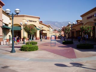 Premium Outlet